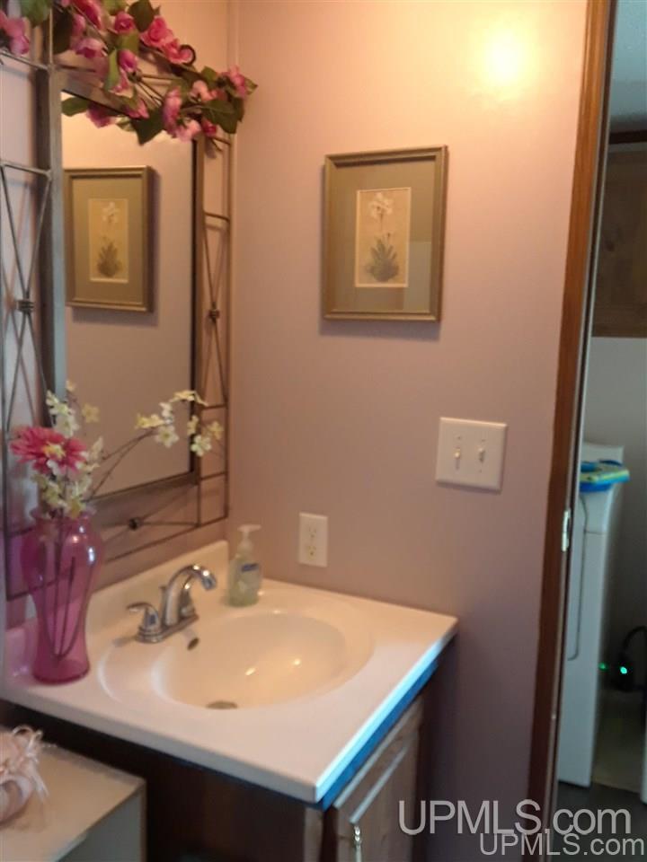 6653 West Co Road Manistique, MI 49854 - Photo 17 of 24