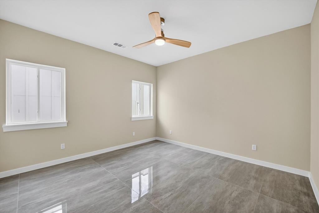 119 Rolston Road Irving, TX 75060 - Photo 21 of 30
