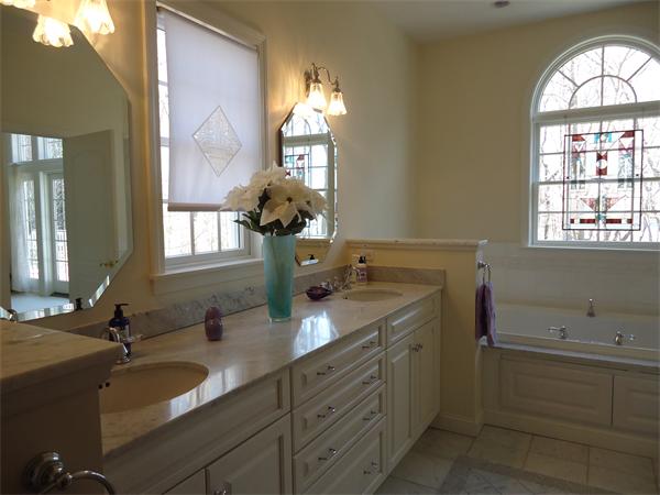 1136 Drift Road Westport, MA 02790 - Photo 13 of 25 Gallery Image 13
