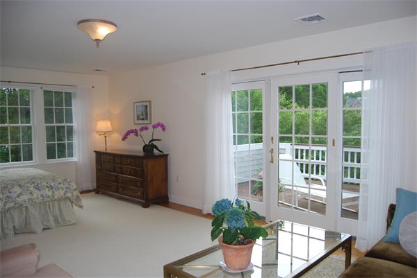 1136 Drift Road Westport, MA 02790 - Photo 17 of 25 Gallery Image 17