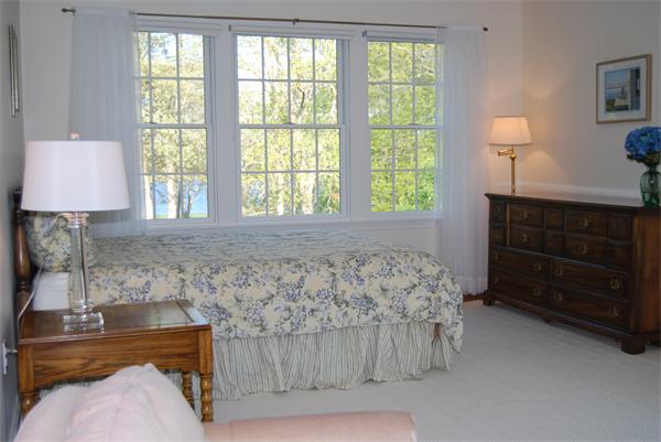 1136 Drift Road Westport, MA 02790 - Photo 18 of 25 Gallery Image 18