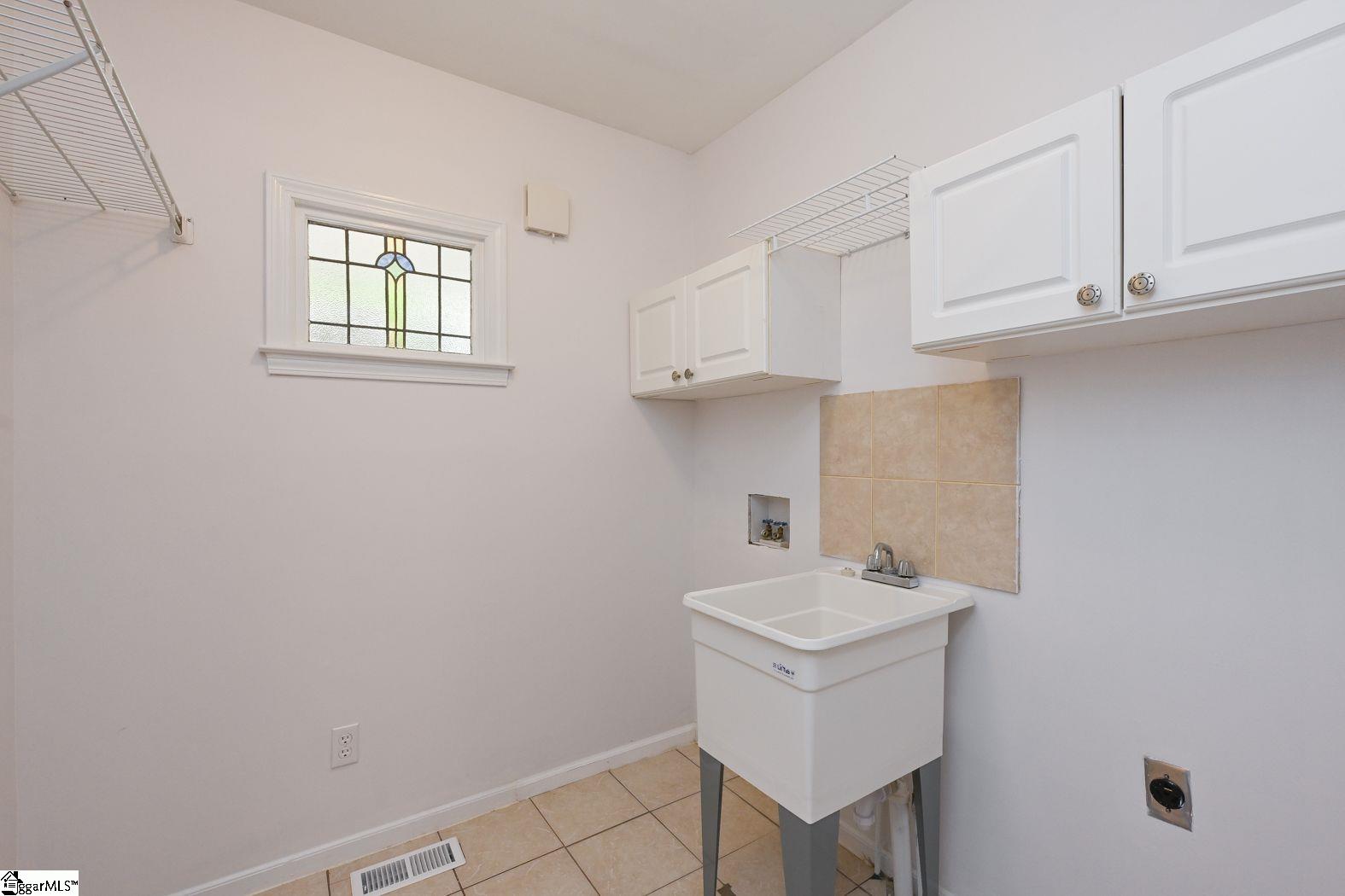 904 East Silverleaf Street Greer, SC 29650 - Photo 16 of 34 Gallery Image 16