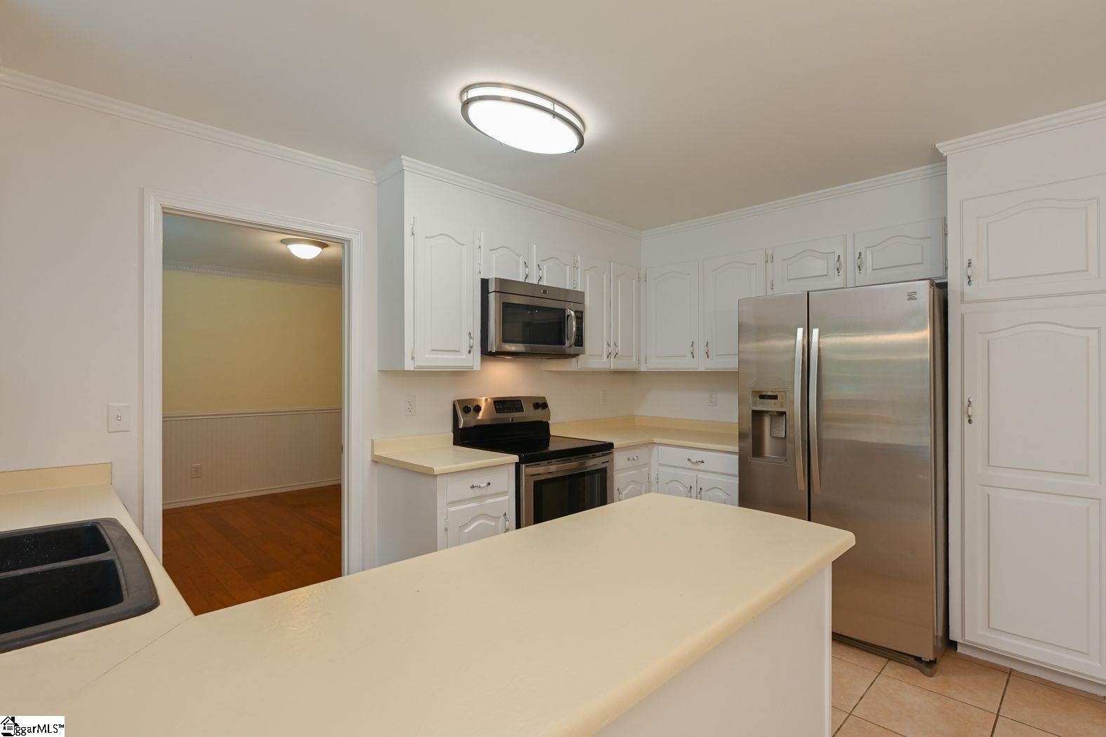 904 East Silverleaf Street Greer, SC 29650 - Photo 6 of 34 Gallery Image 6