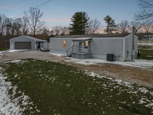 $215,000 | 106 Oak Hill Drive, Jamestown, TN 38556