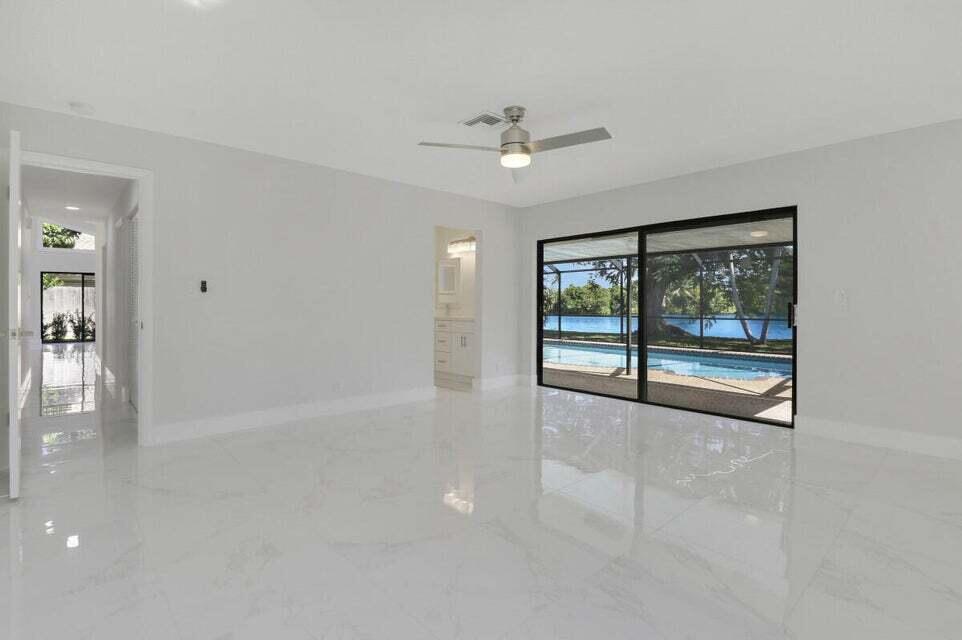 21210 Escondido Way Boca Raton, FL 33433 - Photo 21 of 38 20231102181739685089000000-o