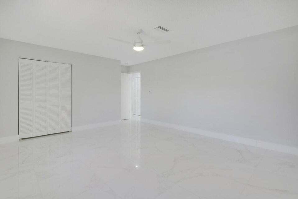 21210 Escondido Way Boca Raton, FL 33433 - Photo 30 of 38 20231102181750707319000000-o