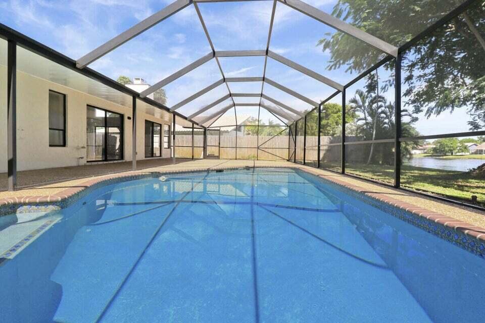 21210 Escondido Way Boca Raton, FL 33433 - Photo 6 of 38 20231102181723298892000000-o