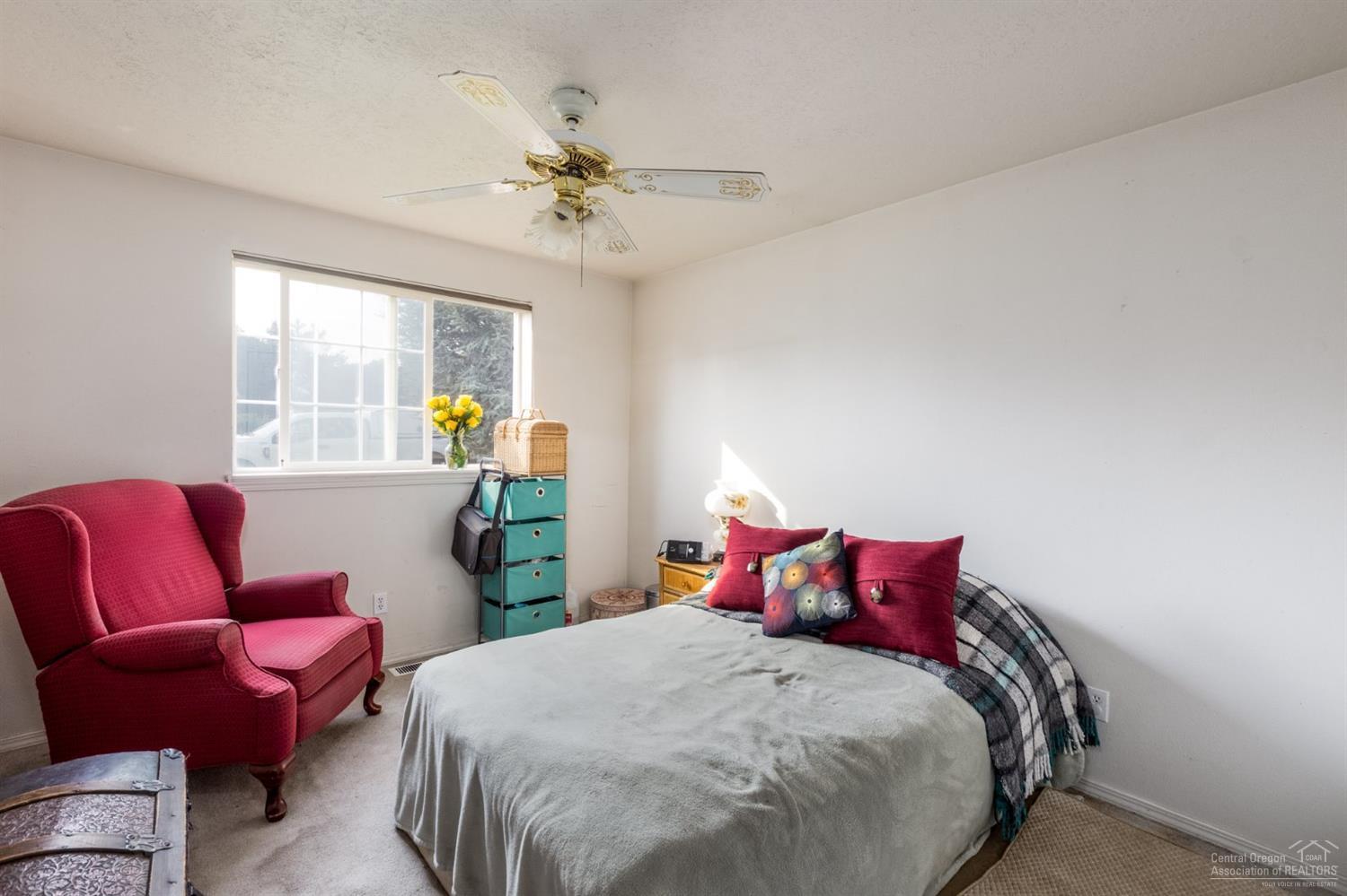 20726 Gallop Road Bend, OR 97701 - Photo 10 of 19 Additional Photo