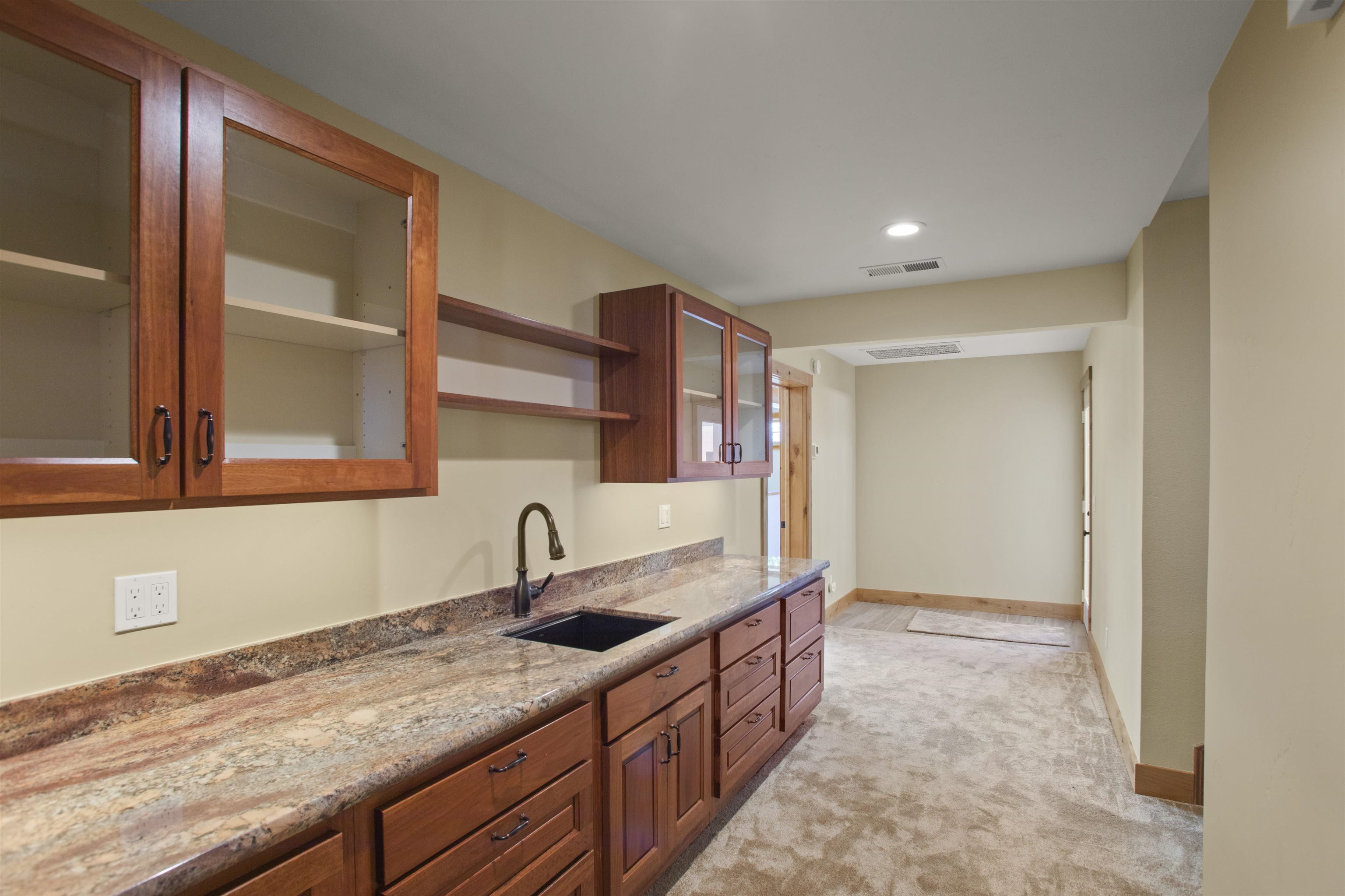 130 Hardy Road Bishop, CA 93514 - Photo 8 of 23 Gallery Image 8