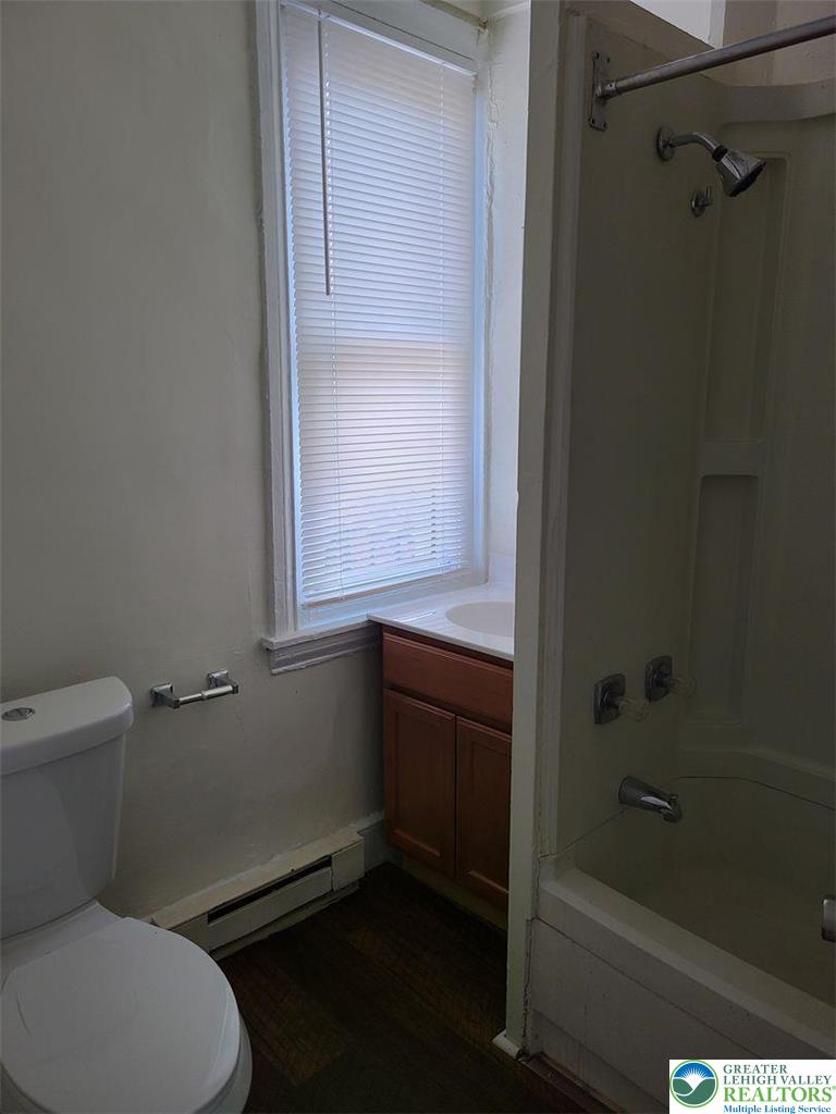 136 Bushkill Street, Unit 4 Easton, PA 18042 - Photo 4 of 17