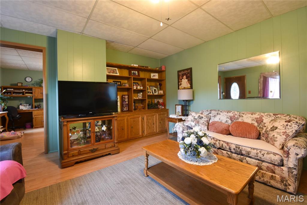 301 West 3rd N Street Mount Olive, IL 62069 - Photo 12 of 25