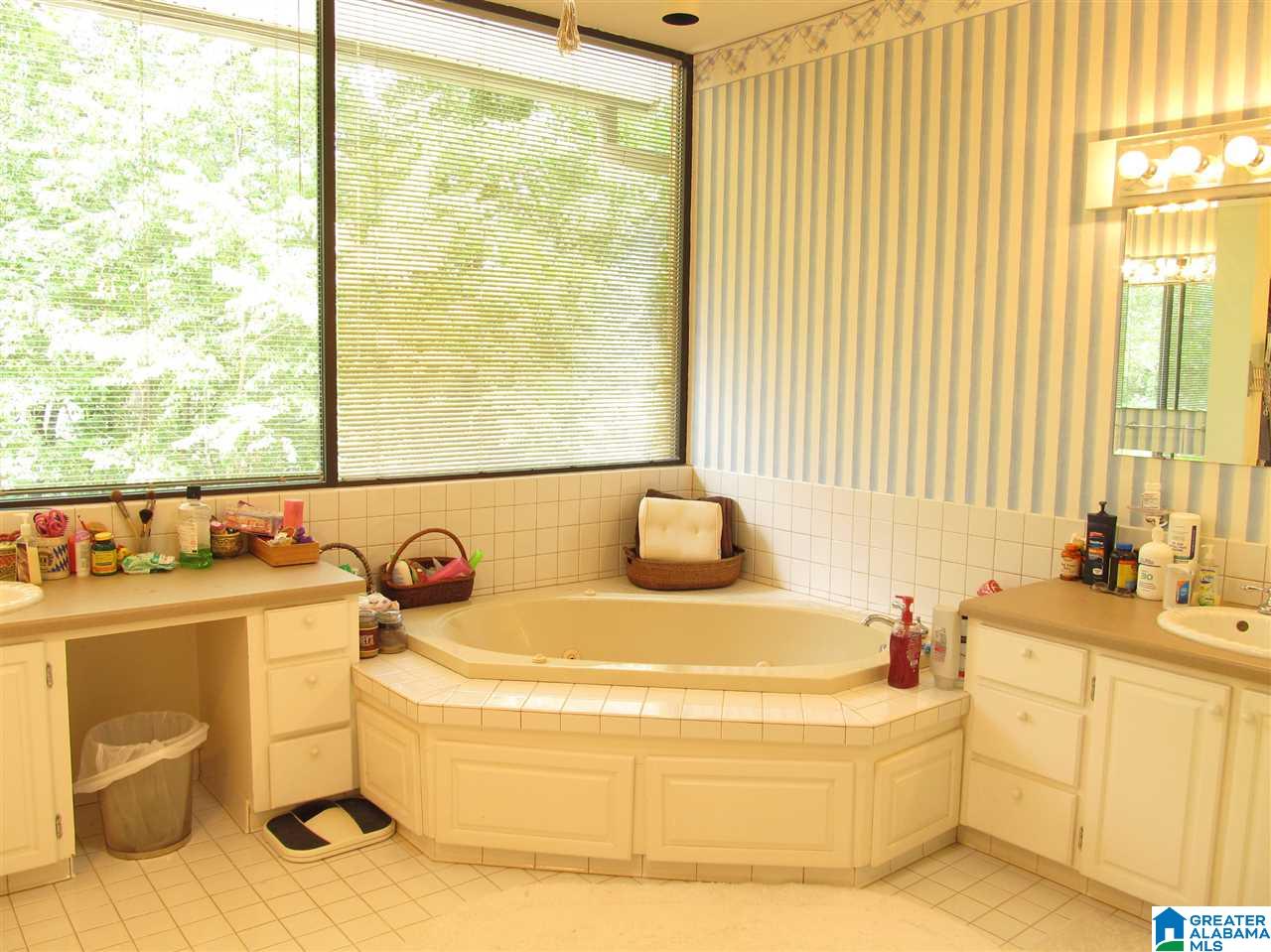 1825 Henry Road Anniston, AL 36207 - Photo 25 of 50