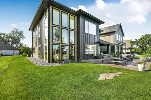 $1,750,000 | 11616 Indian Beach Road, Spicer, MN 56288