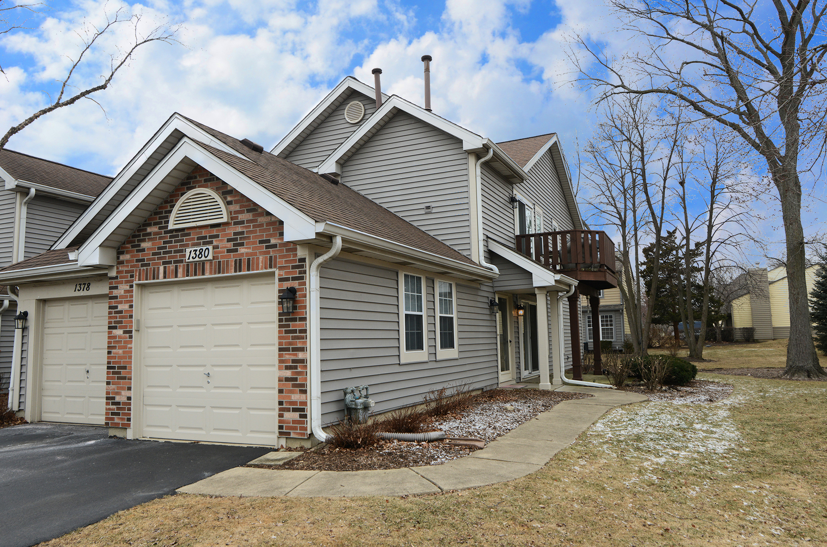 1380 Ridgefield Circle, Unit 1380 Carol Stream, IL 60188 - Photo 5 of 25 a view of a house with a yard
