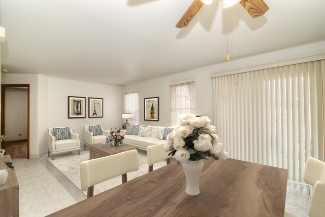 1380 Ridgefield Circle, Unit 1380 Carol Stream, IL 60188 - Photo 8 of 25 a living room with furniture