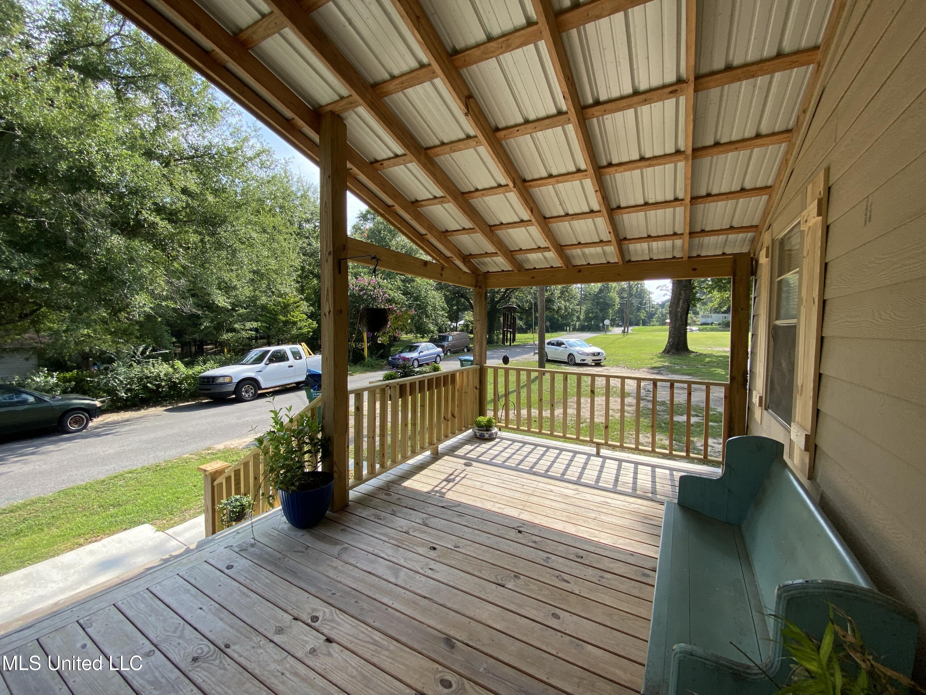 34 Maple Street Lucedale, MS 39452 - Photo 13 of 44 IMG_8165