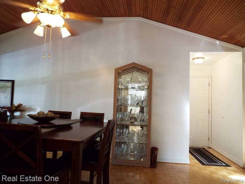 33265 Raphael Road Farmington, MI 48336 - Photo 13 of 37 beadboard ceiling.JPG
