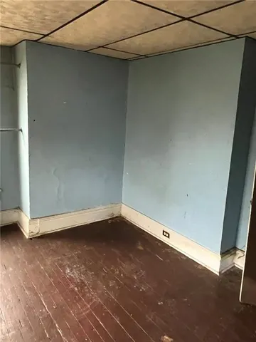 a view of a room with an empty space