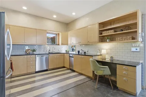 $1,500,000 | 1520 Jarboe Street, Kansas City, MO 64108