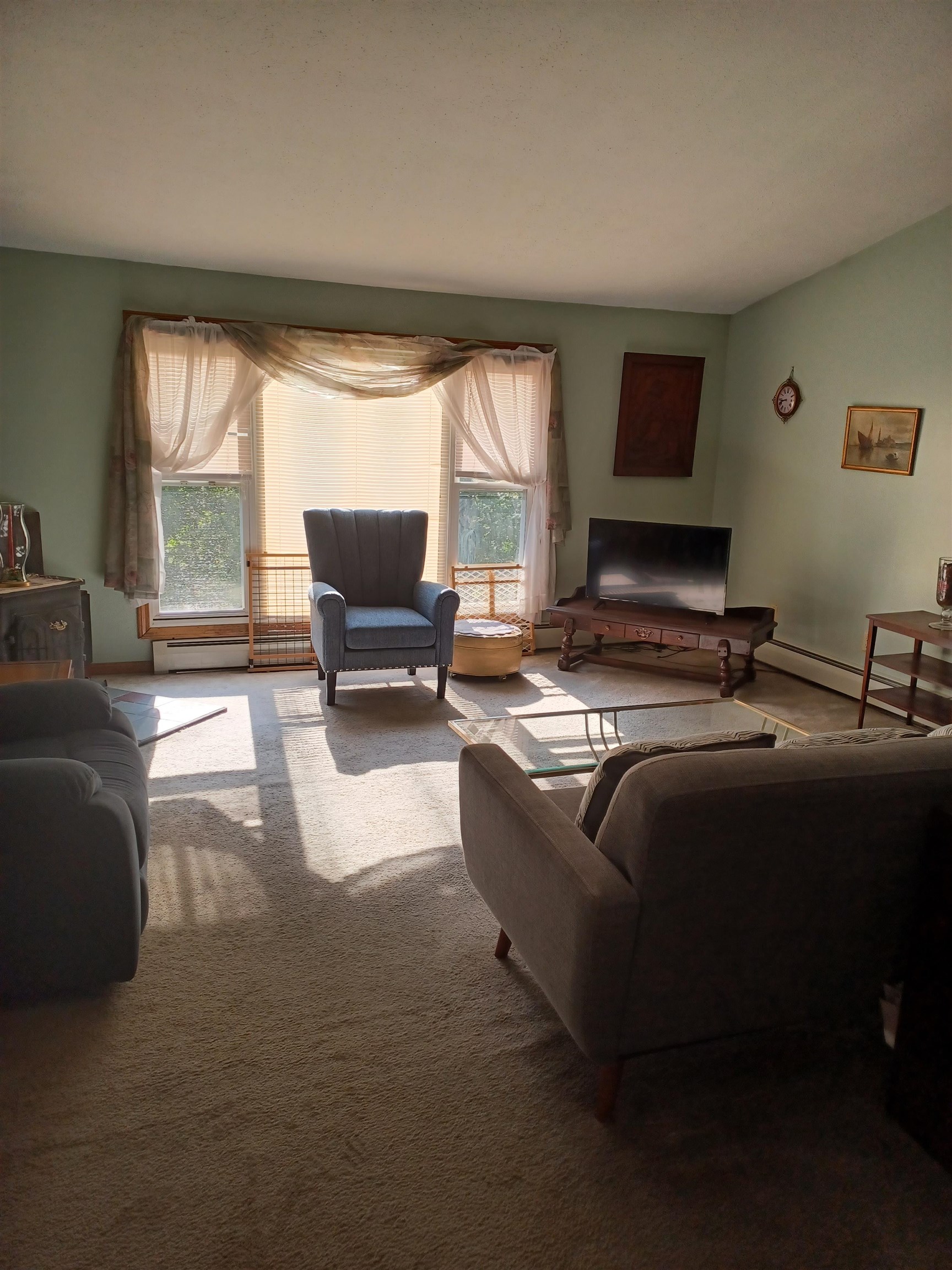 166 Morse Road Manchester, NH 03104 - Photo 3 of 11 Gallery Image 3