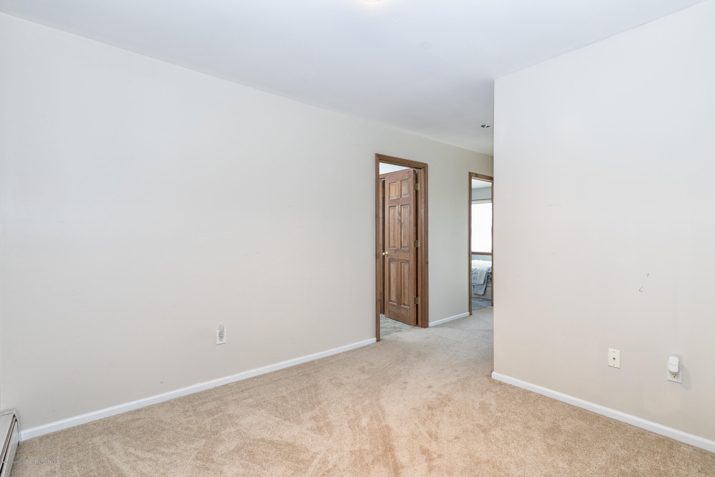 511 Carroll Fox Road Brick, NJ 08724 - Photo 26 of 52 Hallway Floor Two