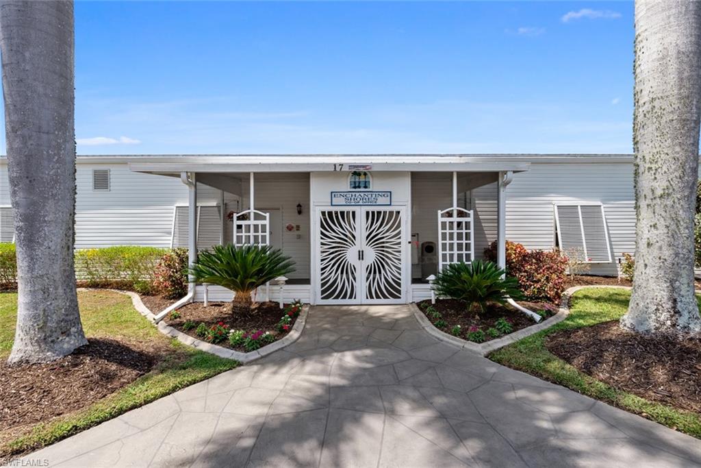 44 Turquoise Avenue, Unit 44T Naples, FL 34114 - Photo 32 of 36