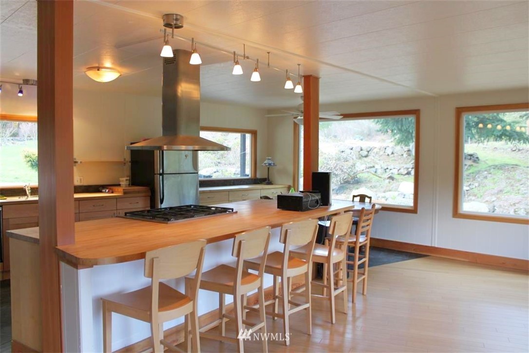 6429 Roche Harbor Road San Juan Island, WA 98250 - Photo 5 of 25 Gallery Image 5