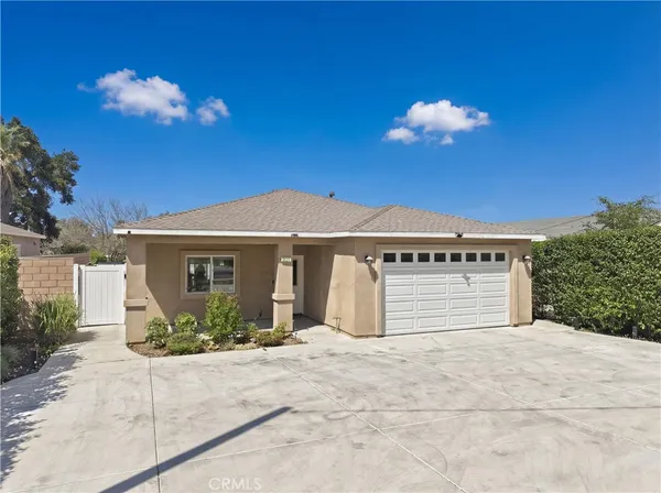 $3,850 | 9267 Andrew Street, Riverside, CA 92503