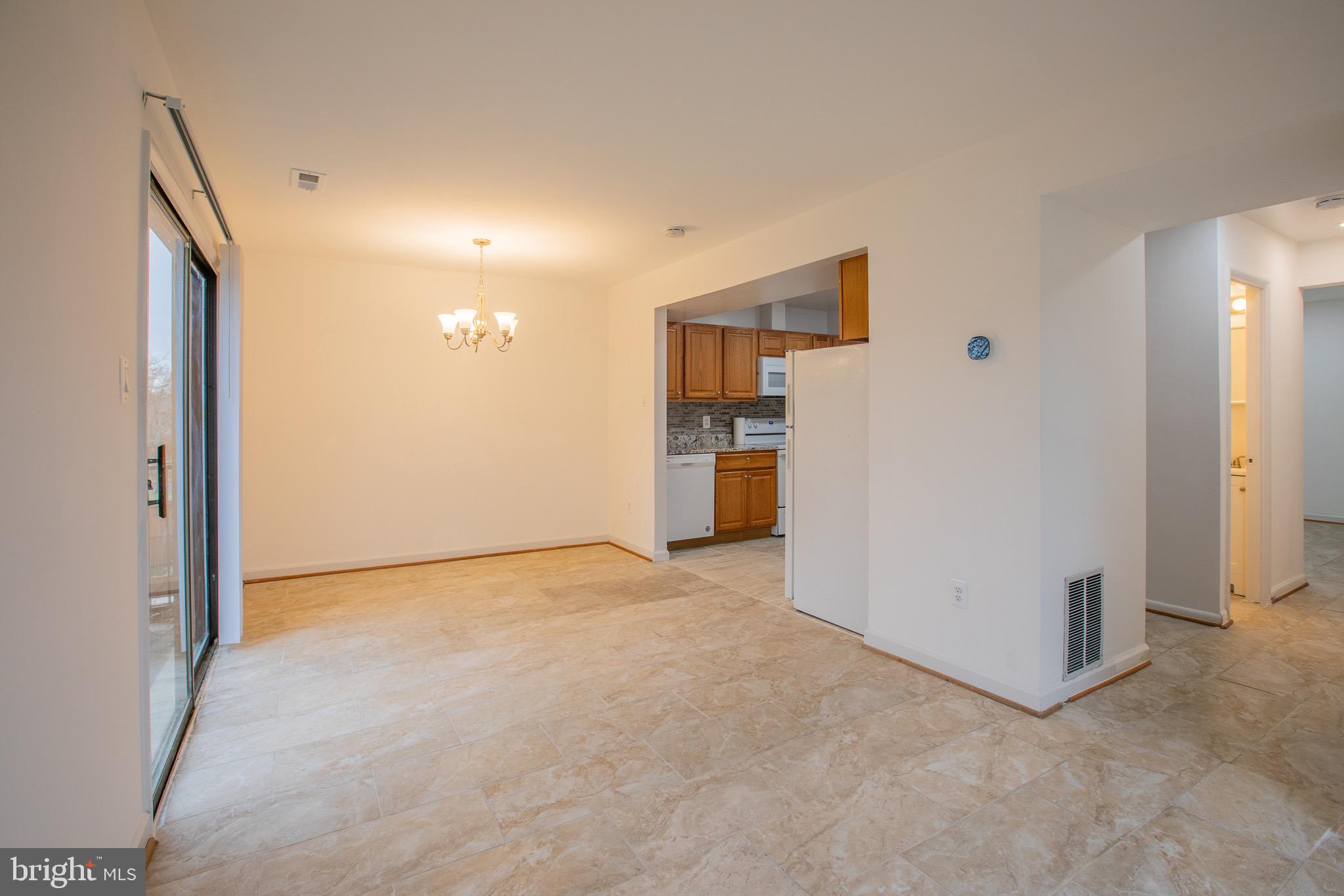 11474 Laurelwalk Drive Laurel, MD 20708 - Photo 4 of 28