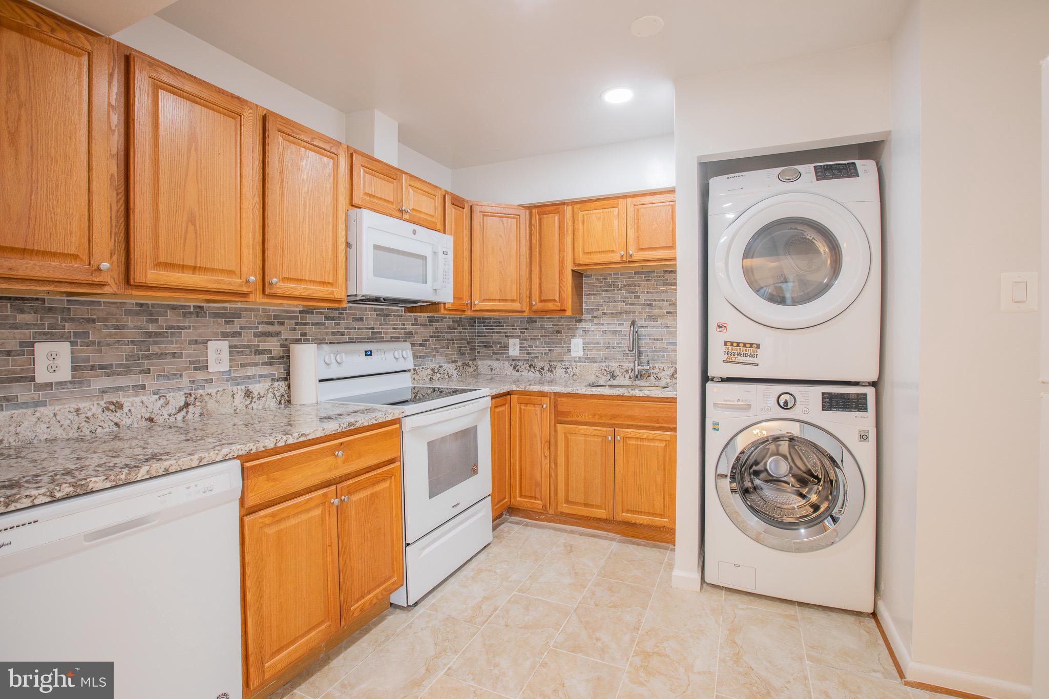 11474 Laurelwalk Drive Laurel, MD 20708 - Photo 7 of 28