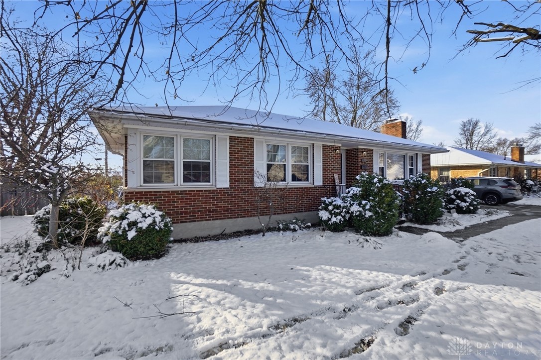 417 Westbrook Road Brookville, OH 45309 - Photo 4 of 43 Gallery Image 4