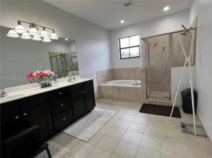 $629,900 | 9628 Town Parc Circle South, Parkland, FL 33076