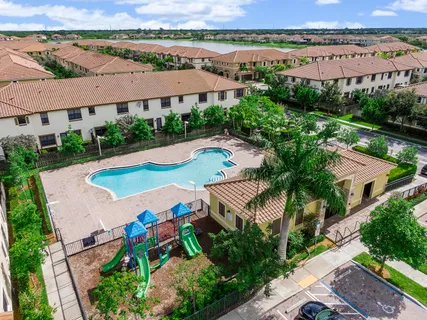 $629,900 | 9628 Town Parc Circle South, Parkland, FL 33076