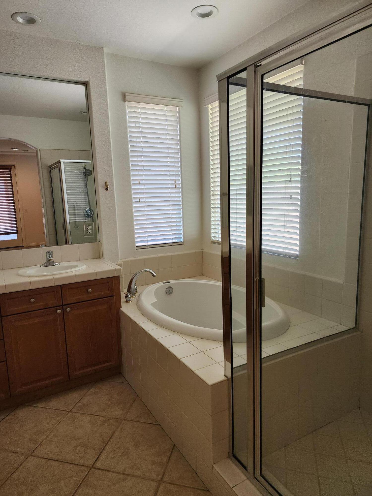 175 Via Milano Rancho Mirage, CA 92270 - Photo 6 of 11 20261008_124930 (1)