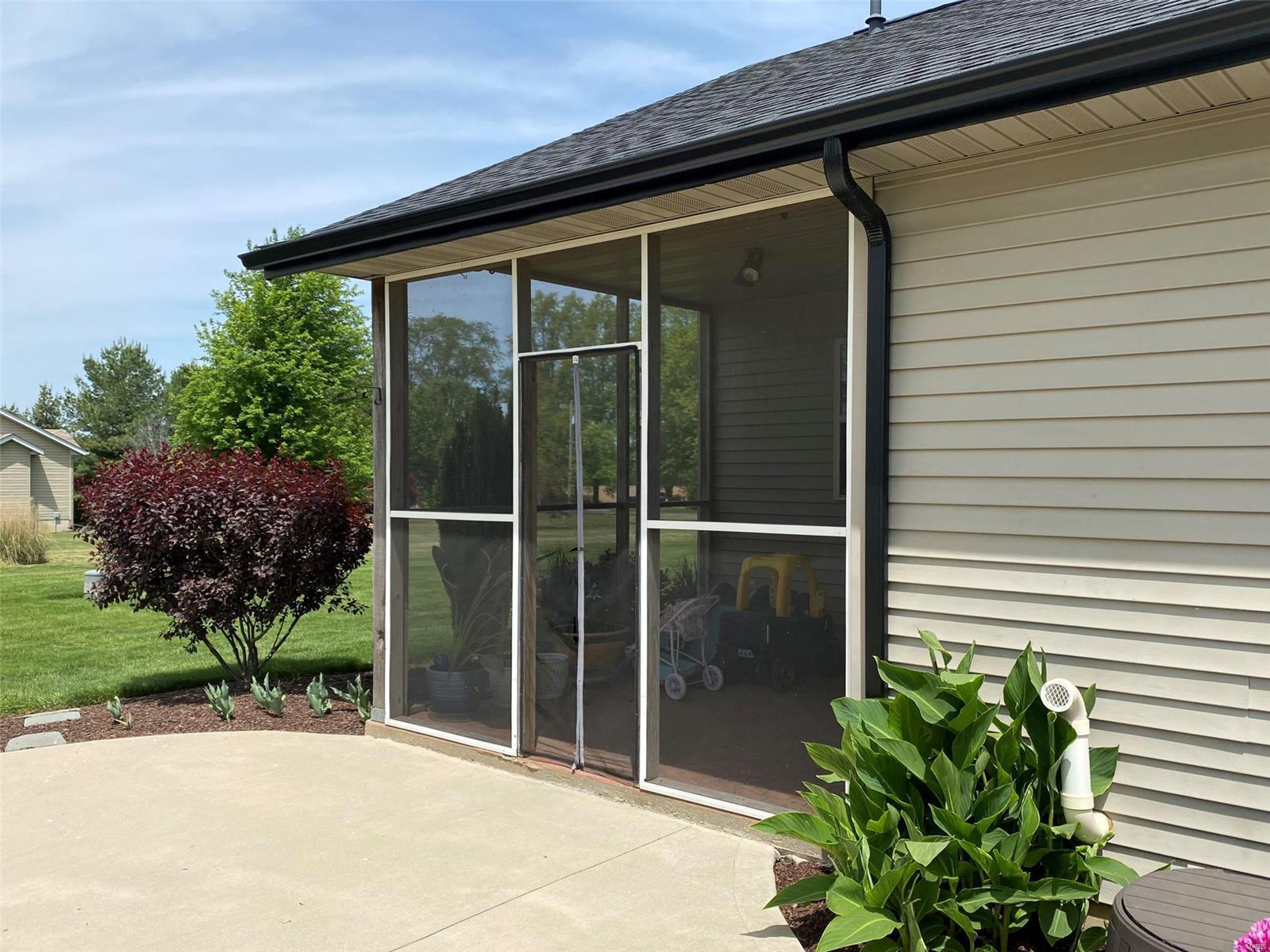 8902 Maple Grove Road Edwardsville, IL 62025 - Photo 54 of 63