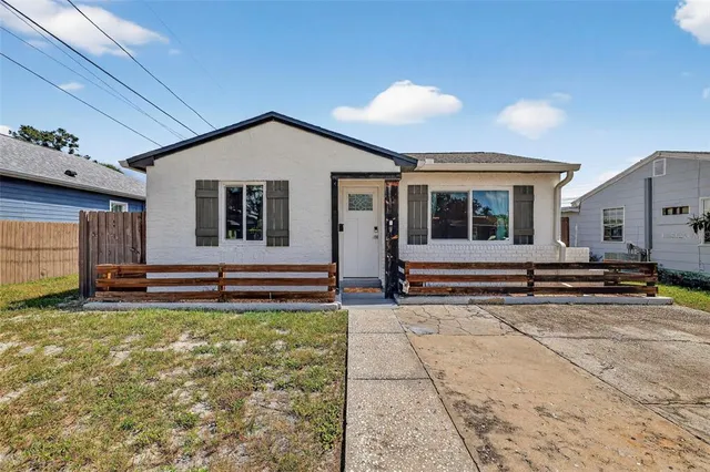 $345,000 | 1324 40th Street South, St. Petersburg, FL 33711