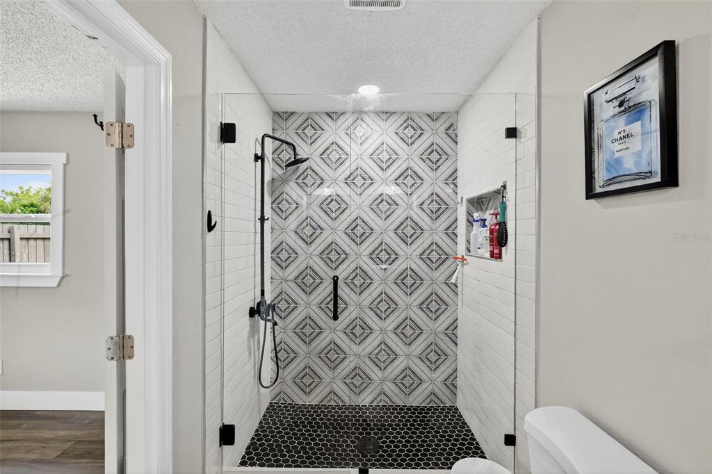 1324 40th Street South St. Petersburg, FL 33711 - Photo 19 of 39