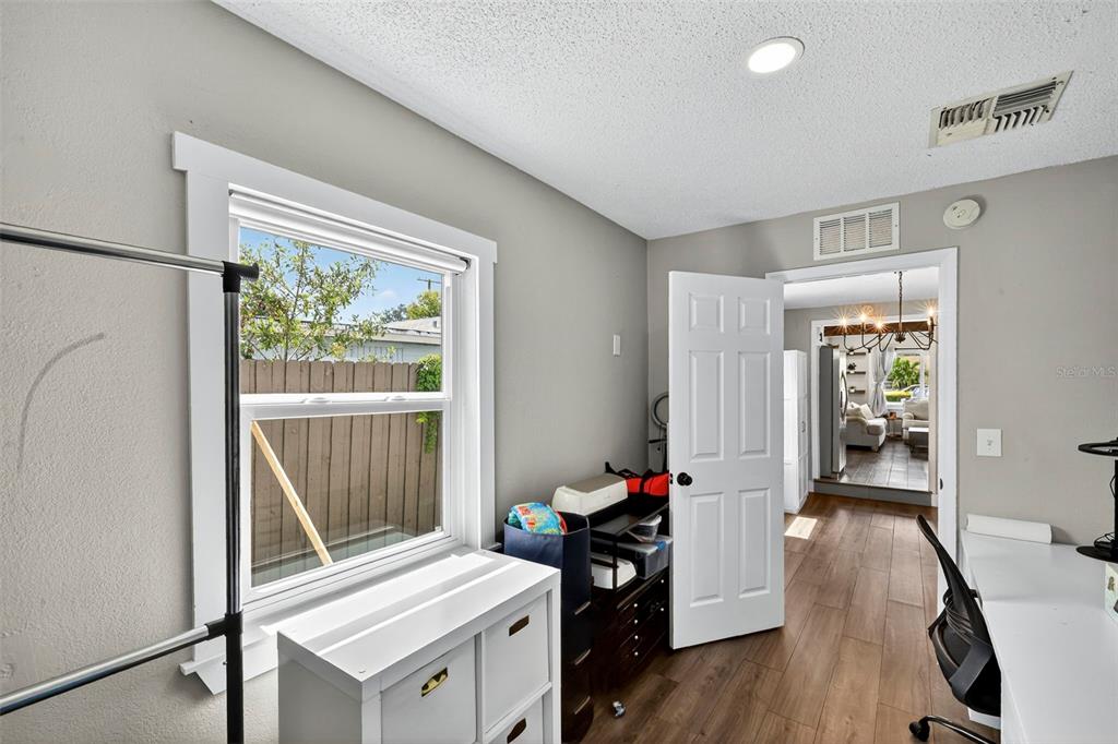 1324 40th Street South St. Petersburg, FL 33711 - Photo 28 of 39