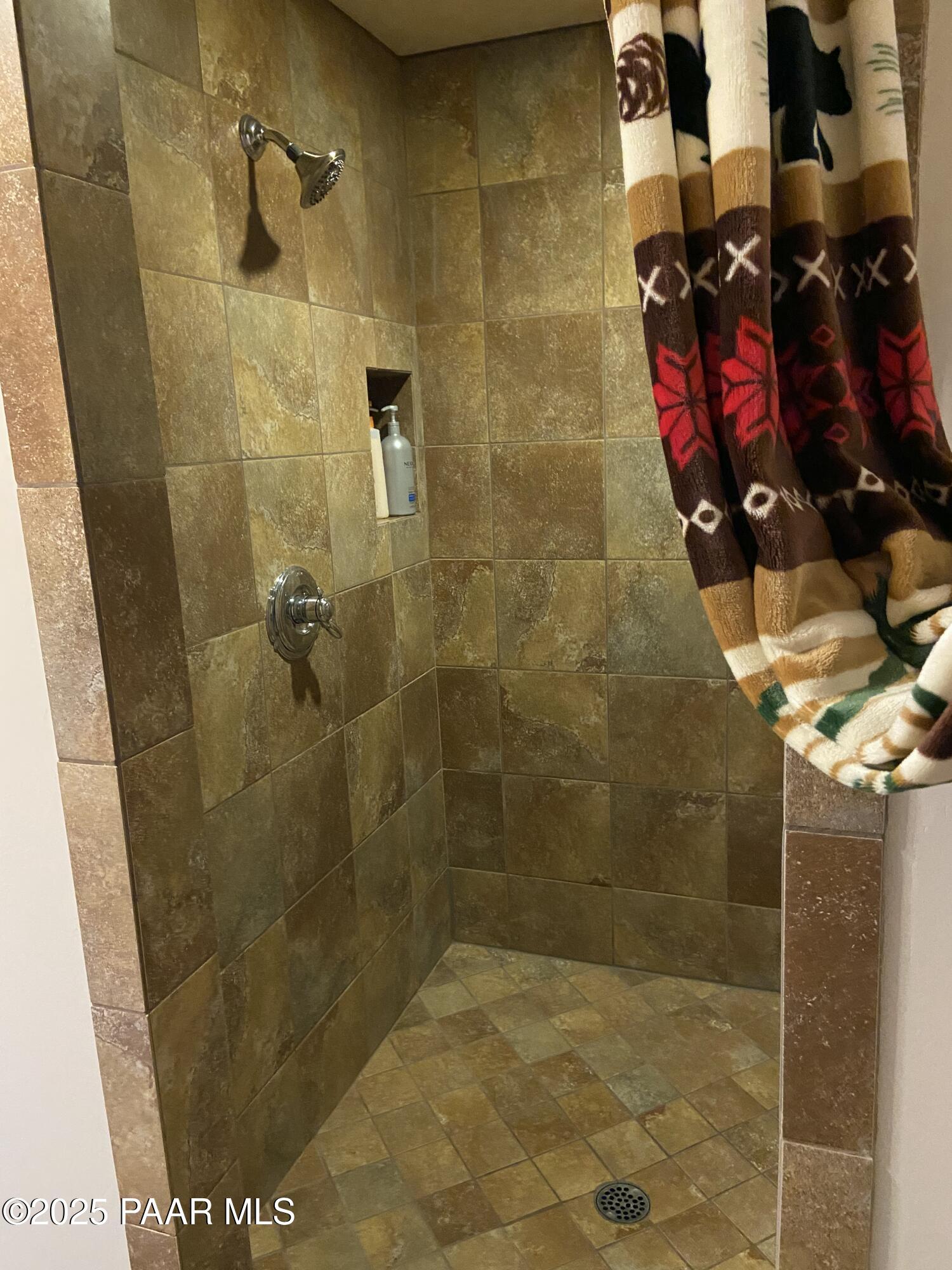 835 Happy Valley Road Prescott, AZ 86305 - Photo 45 of 61 a bathroom with a shower