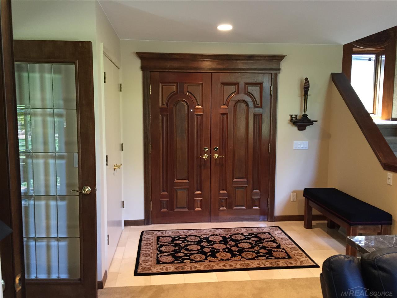 2070 Reagan Drive Rochester Hills, MI 48309 - Photo 13 of 28
