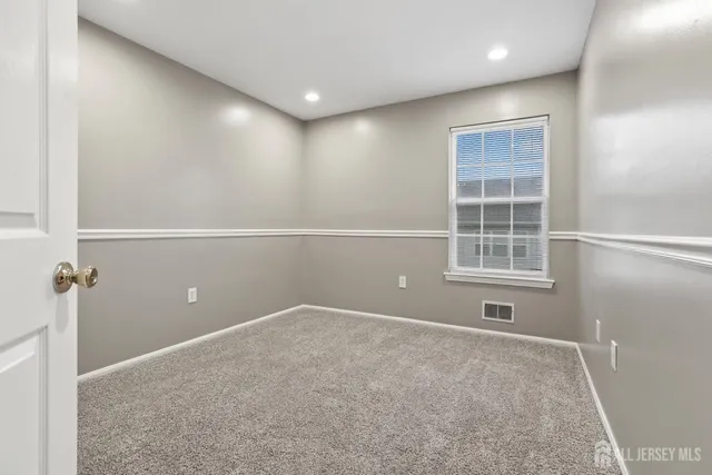 $3,100 | 1707 Ridgeview Court, Sayreville, NJ 08859