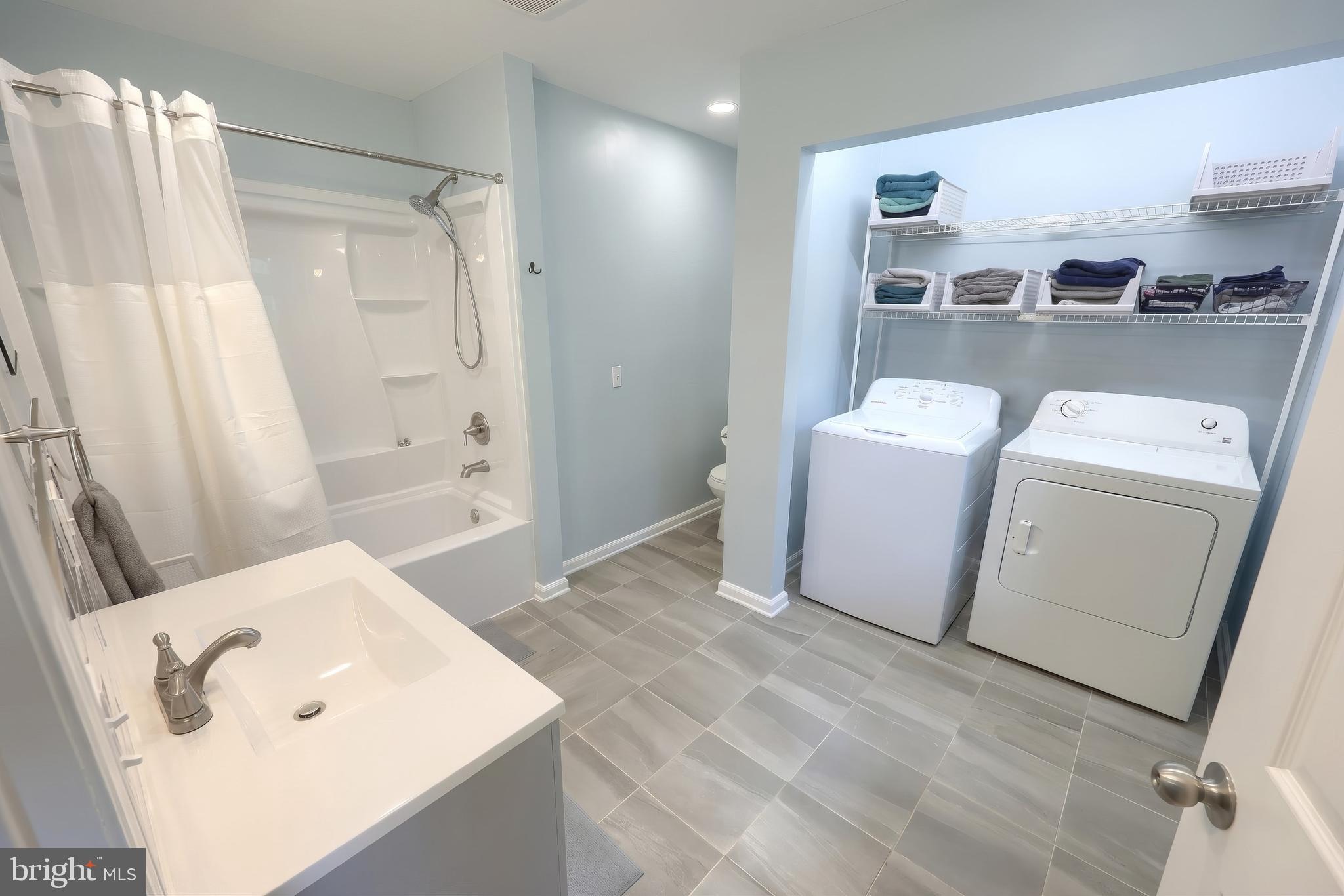 234 Hilltop Road Delta, PA 17314 - Photo 22 of 32 Full Bath