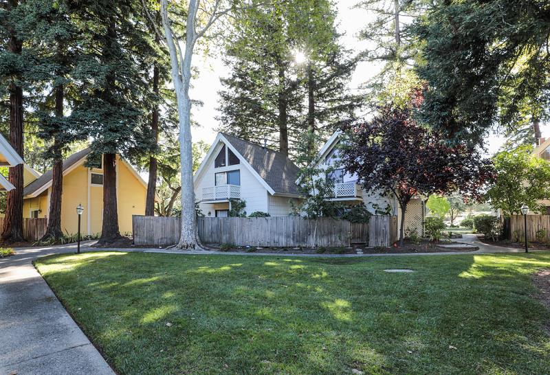 2526 West Middlefield Road Mountain View, CA 94043 - Photo 28 of 30 Gallery Image 28