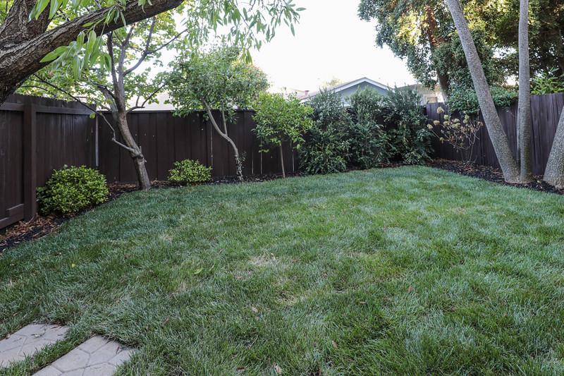 2526 West Middlefield Road Mountain View, CA 94043 - Photo 4 of 30 Gallery Image 4