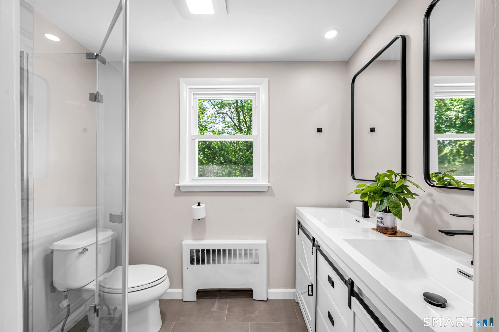 261 Simsbury Road West Hartford, CT 06117 - Photo 27 of 40