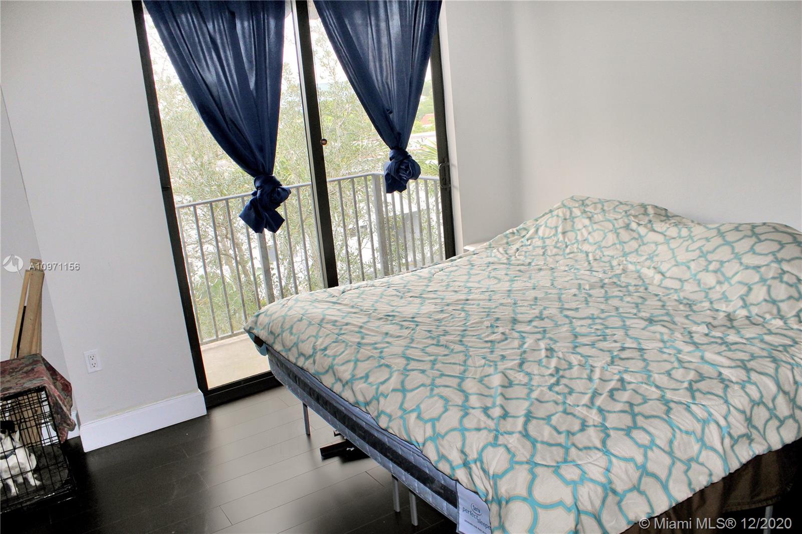 7743 Southwest 99th Street, Unit 2 Miami, FL 33156 - Photo 12 of 15 See Virtual Tour: https://my.matterport.com/show/?m=Mz3E7wB1o9k&mls=1