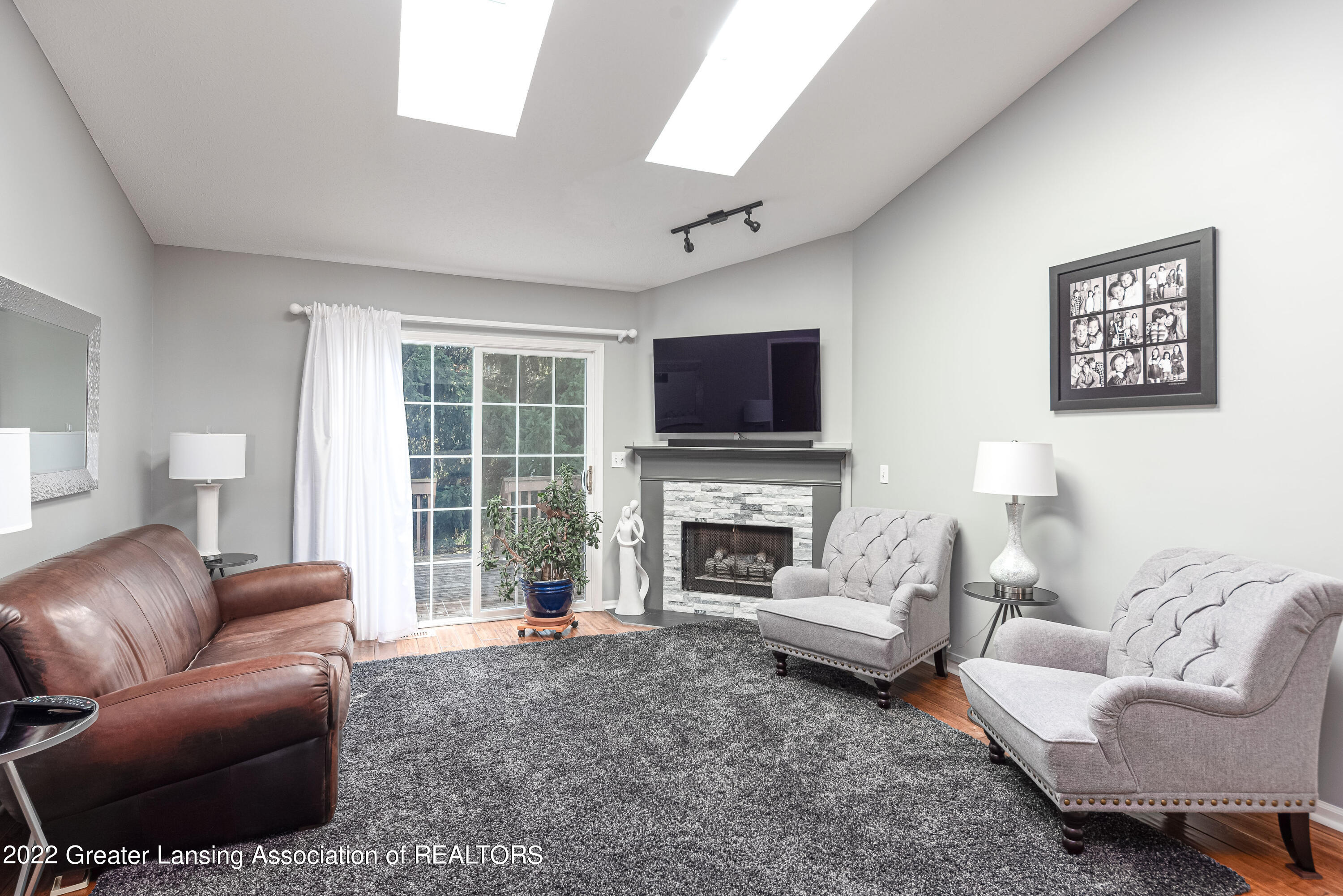 5930 Coleman Road East Lansing, MI 48823 - Photo 4 of 19 DSC_0830-Edit