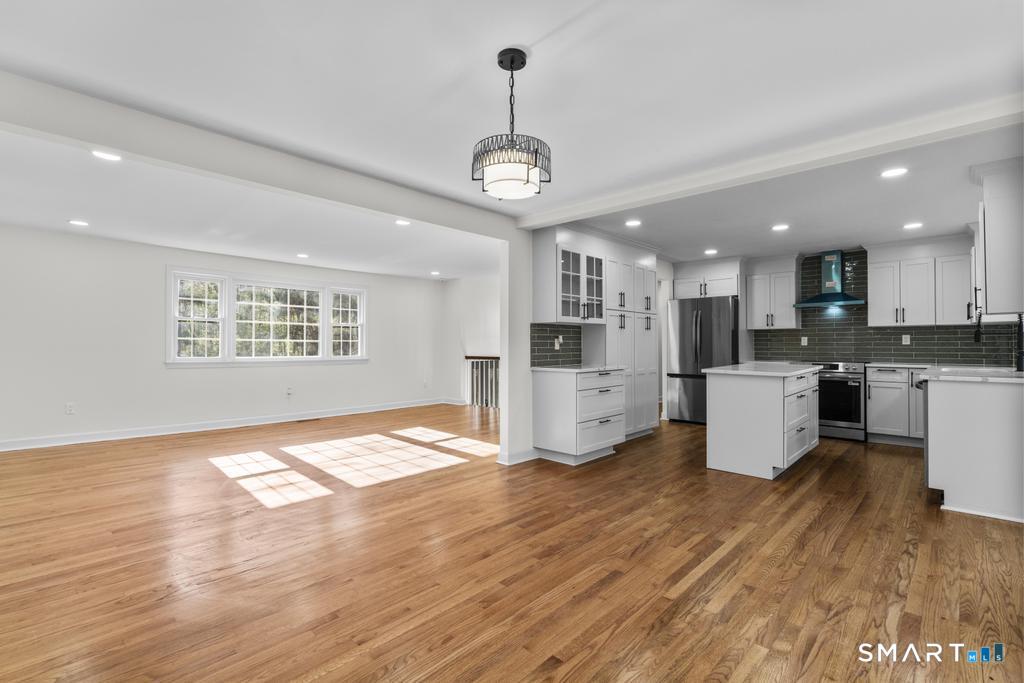 507 Little Meadow Road Guilford, CT 06437 - Photo 13 of 38