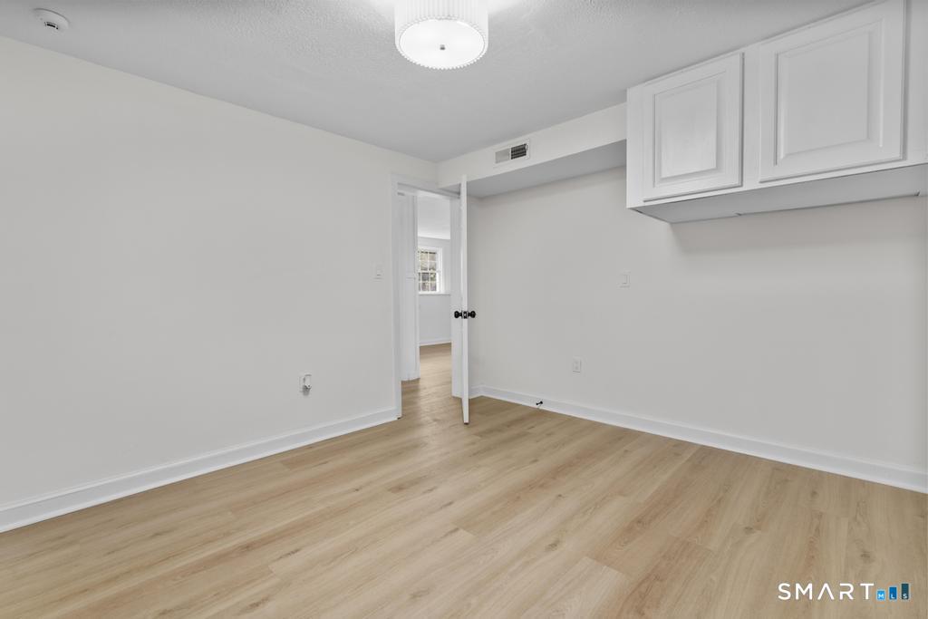507 Little Meadow Road Guilford, CT 06437 - Photo 34 of 38