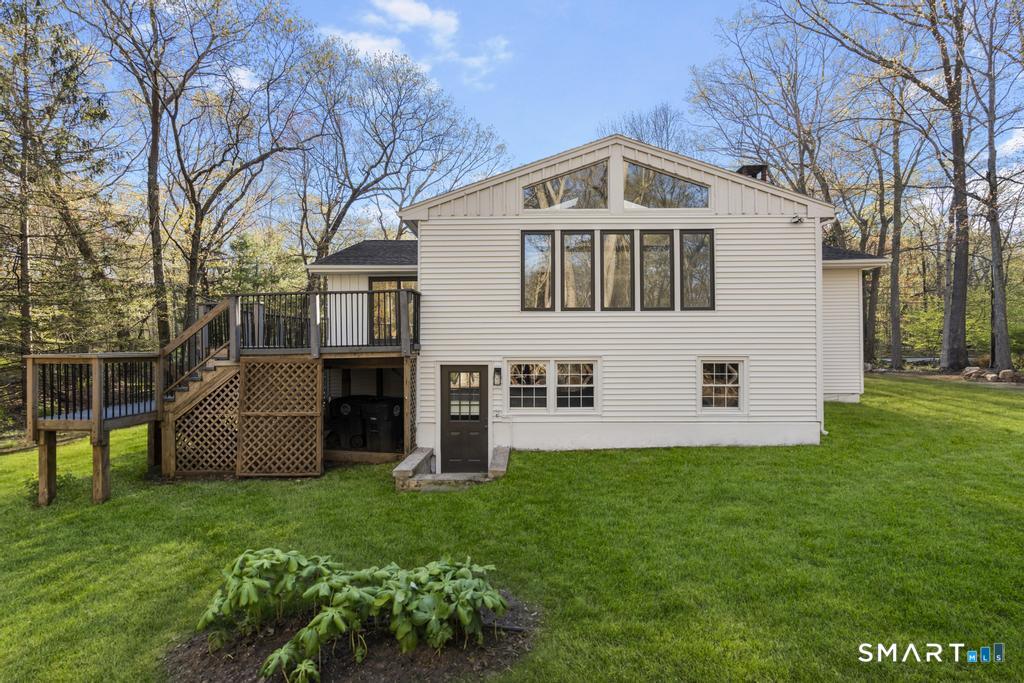 507 Little Meadow Road Guilford, CT 06437 - Photo 4 of 38